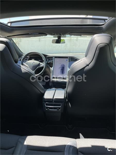 TESLA Model S 75D 4WD