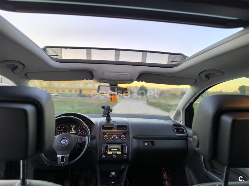 VOLKSWAGEN Touran 2.0 TDI Cross