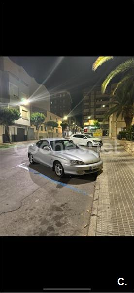 HYUNDAI Coupe