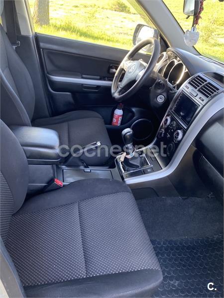 SUZUKI Grand Vitara 2.0 JLXA