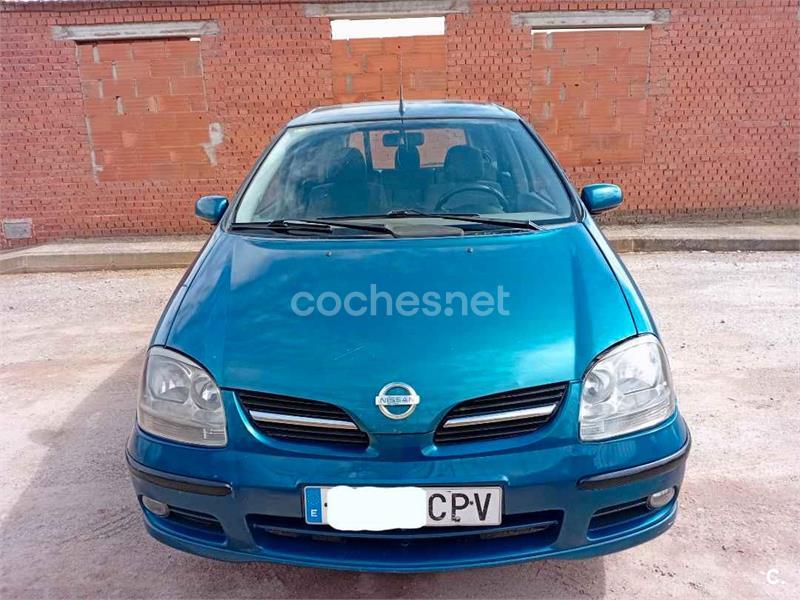 NISSAN Almera Tino