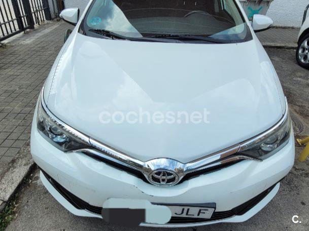 TOYOTA Auris 1.2 120T ACTIVE