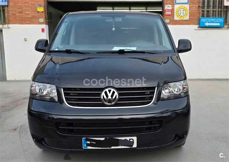 VOLKSWAGEN Caravelle
