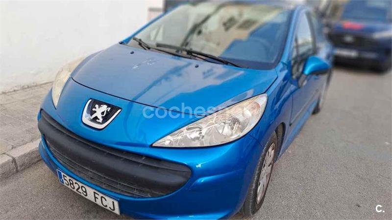 PEUGEOT 207