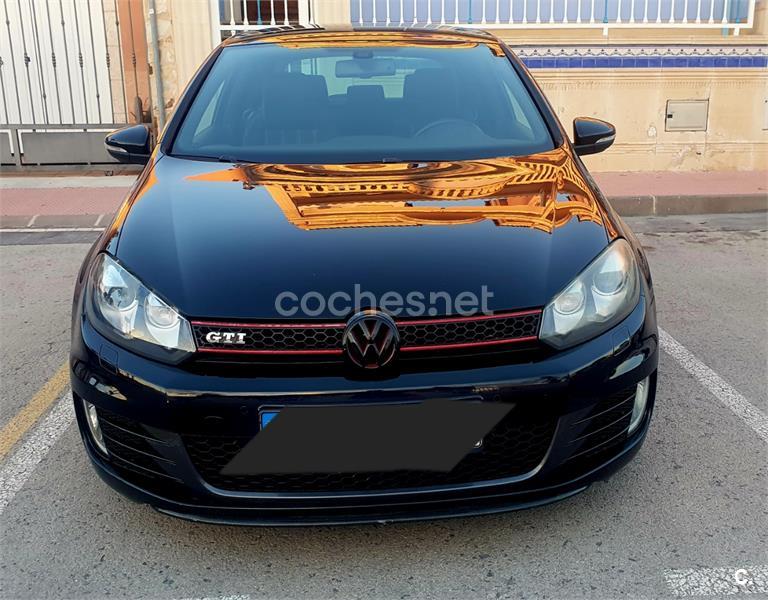 VOLKSWAGEN Golf VI 2.0 TSI GTI