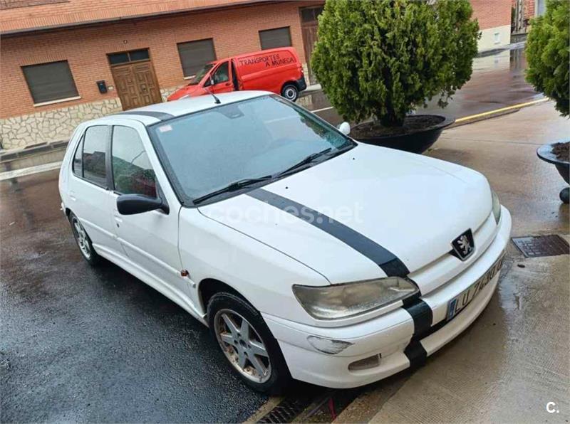 PEUGEOT 306