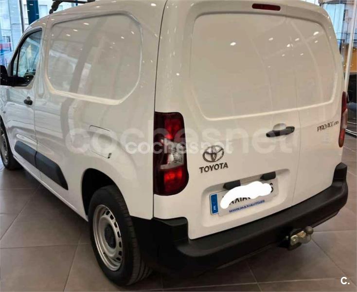 TOYOTA Proace City