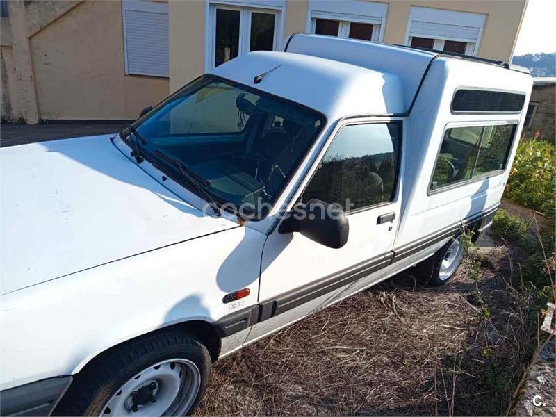 RENAULT Express
