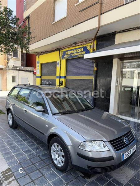 VOLKSWAGEN Passat Variant 1.9 TDi Highline