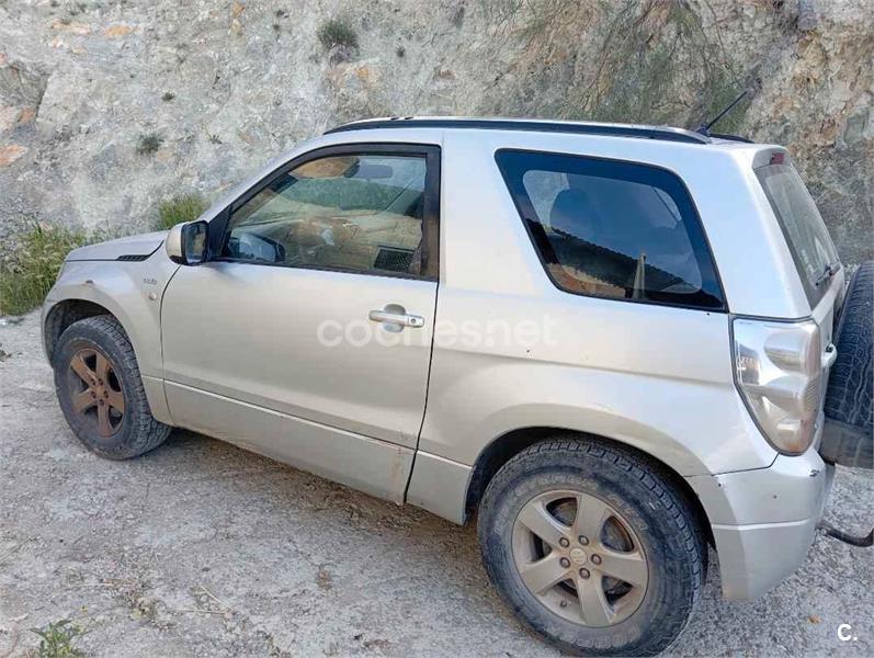 SUZUKI Grand Vitara