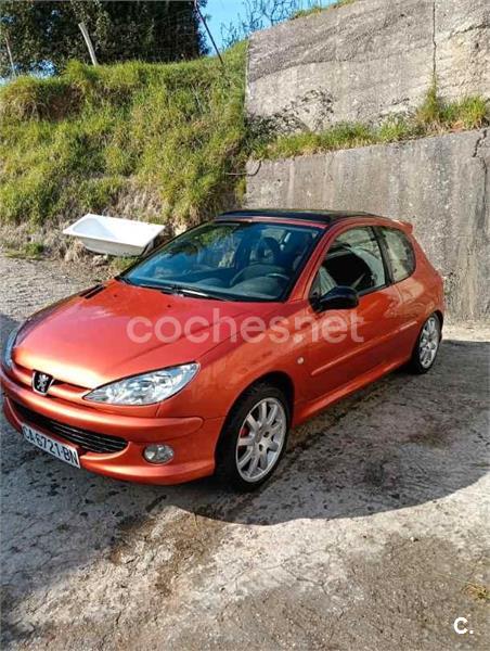 PEUGEOT 206