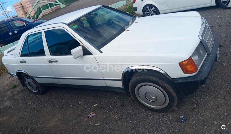 MERCEDES-BENZ Clase E