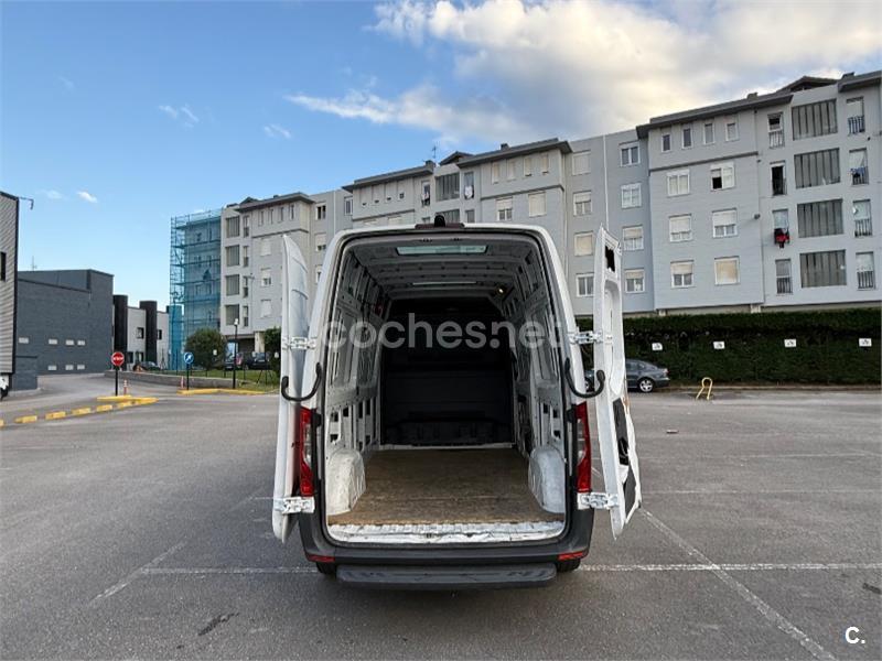 MERCEDES-BENZ Sprinter 310 CDI MEDIO 3.5T