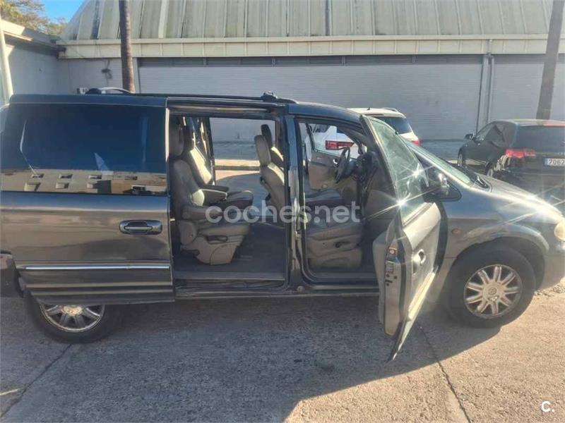 CHRYSLER Grand Voyager