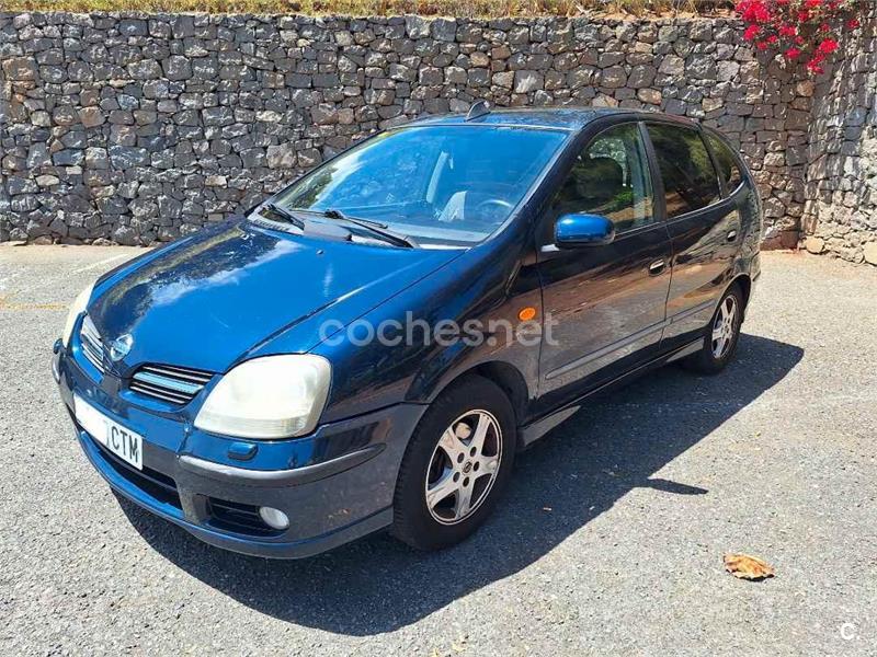 NISSAN Almera Tino