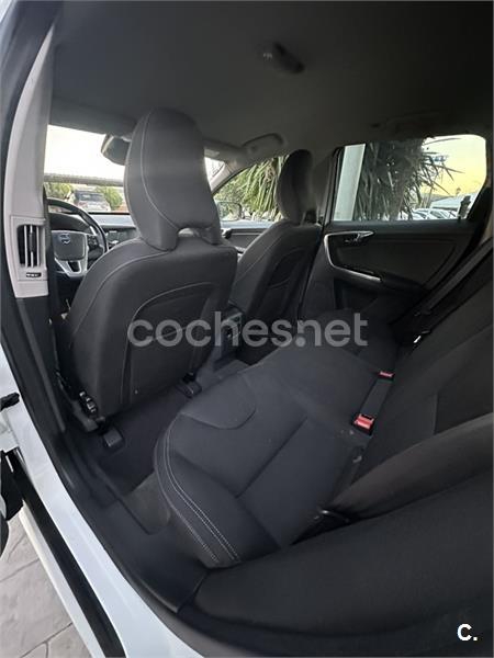 VOLVO XC60 2.0 D3 Momentum
