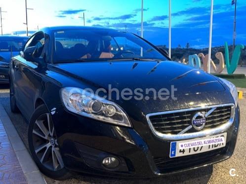 VOLVO C70 2.0 D4 Momentum