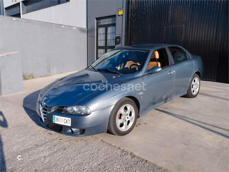 ALFA ROMEO 156