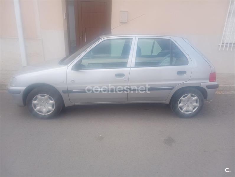 PEUGEOT 106