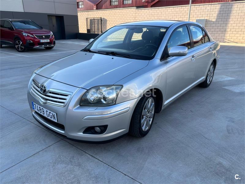 TOYOTA Avensis 1.8 VVTI SOL