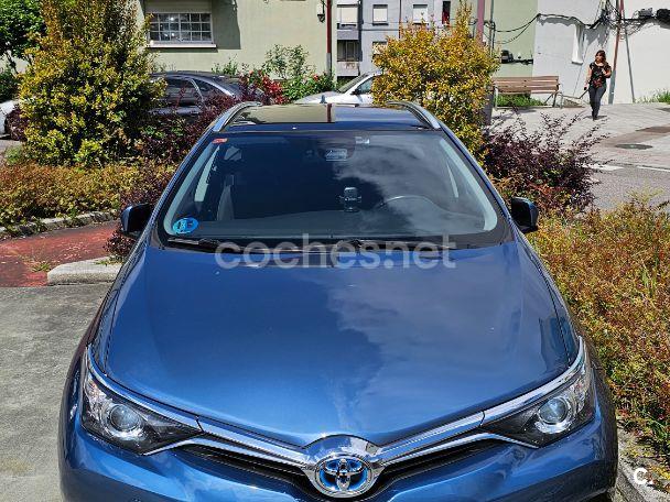 TOYOTA Auris 1.8 140H Active Touring Sports