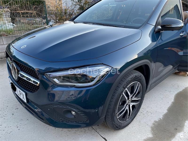 MERCEDES-BENZ GLA GLA 200 D 4MATIC