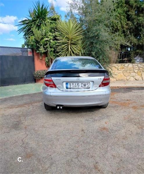 MERCEDES-BENZ Clase C