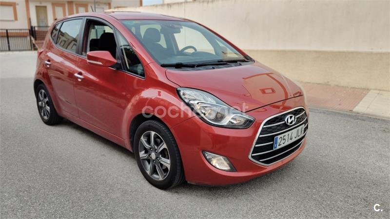 HYUNDAI ix20 1.6 CRDi 115 CV BlueDrive Tecno Sky