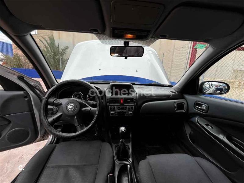 NISSAN Almera