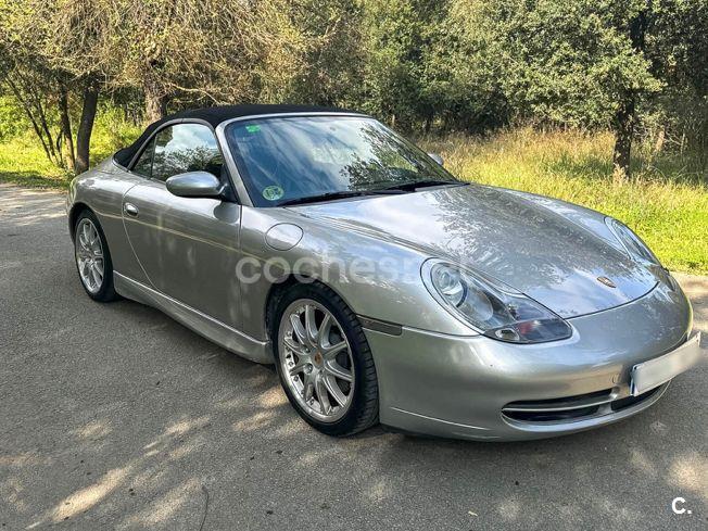PORSCHE 911 CARRERA 4 CABRIO