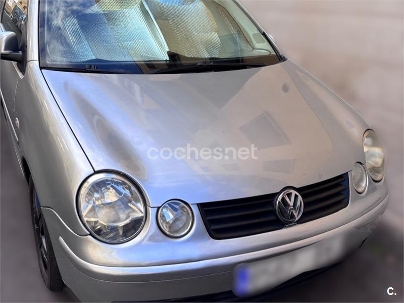 VOLKSWAGEN Polo 1.4 Advance