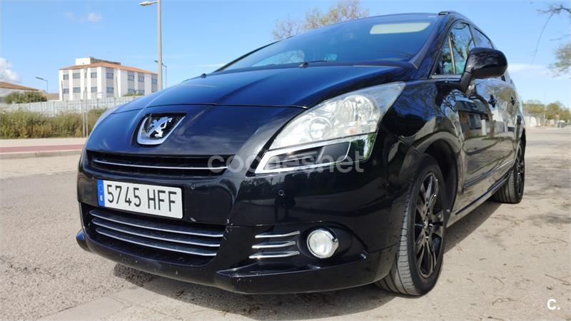 PEUGEOT 5008 Sport Pack 2.0 HDI 150 FAP