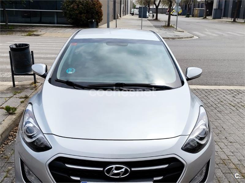 HYUNDAI i30 1.4 MPI BlueDrive 25 Aniversario
