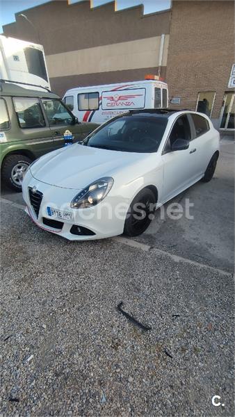 ALFA ROMEO Giulietta 2.0 JTDm Distinctive