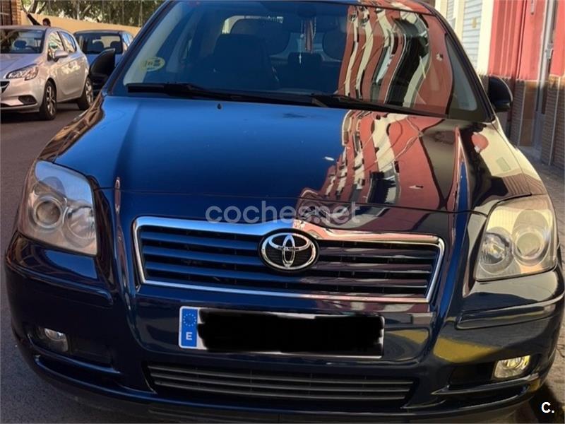 TOYOTA Avensis 2.0 D4D SOL