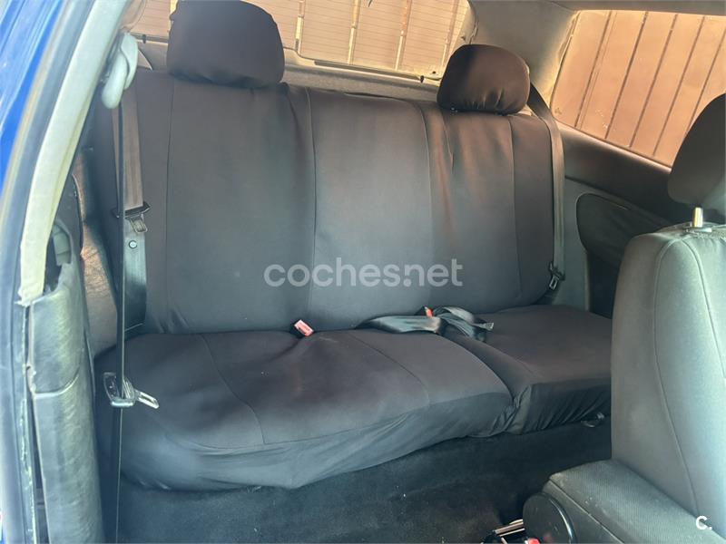 VOLKSWAGEN Golf 1.6 HIGHLINE