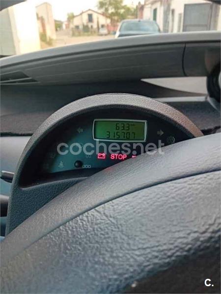 PEUGEOT 807