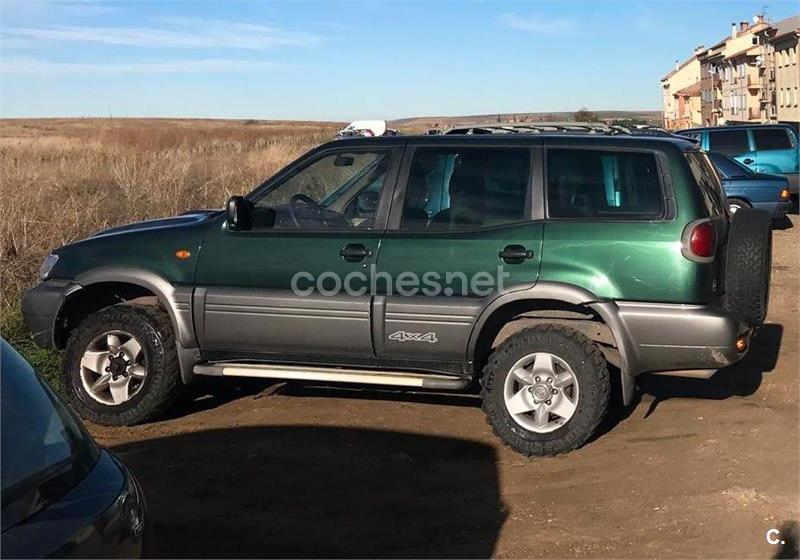 NISSAN Terrano