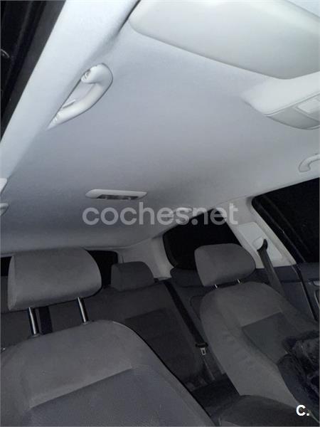 VOLKSWAGEN Golf 2.0 TDI Sportline