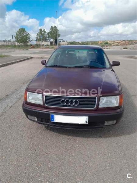AUDI 100