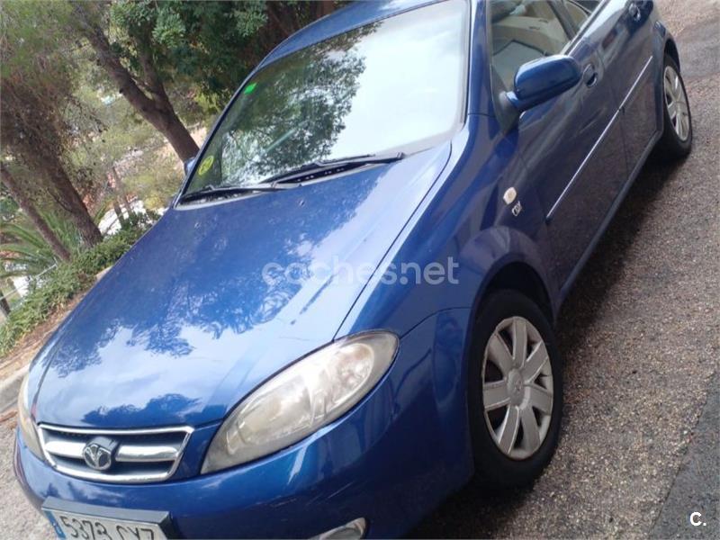 DAEWOO Lacetti 1.6 SX ano modelo 2004