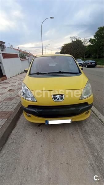 PEUGEOT 1007