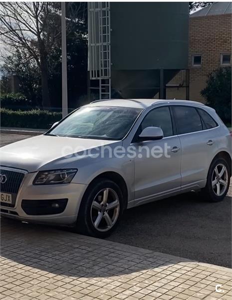 AUDI Q5 2.0 TDI quattro