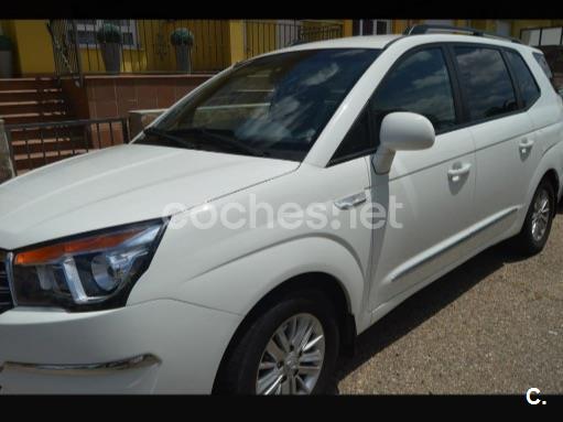 SSANGYONG Rodius eXdi Premium