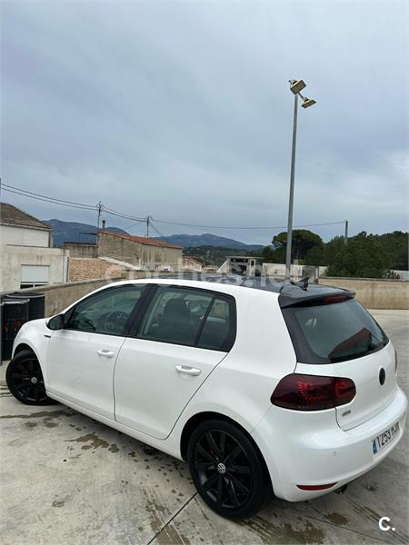 VOLKSWAGEN Golf 1.6 TDI DPF Sport