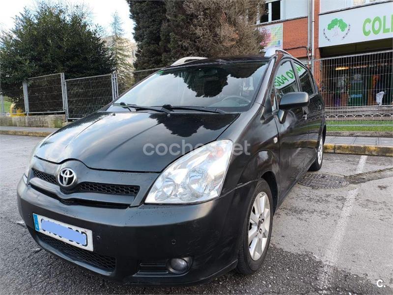 TOYOTA Corolla Verso