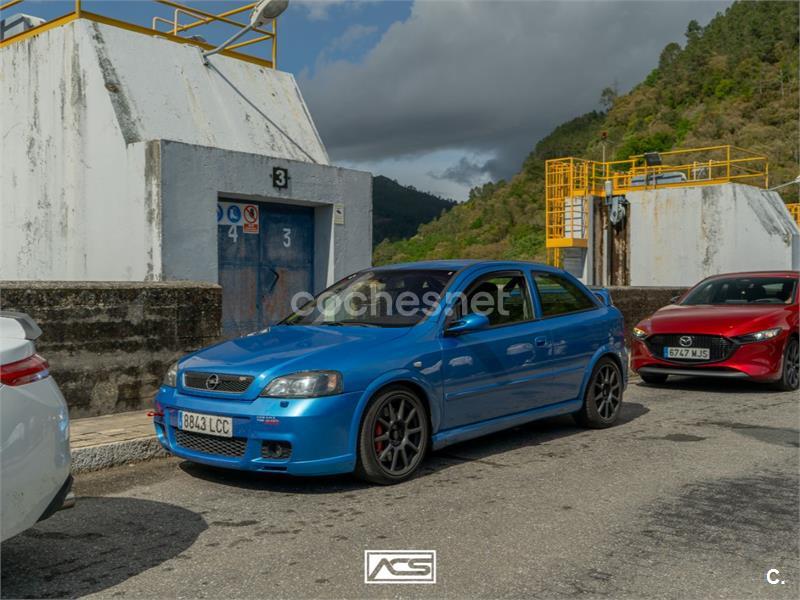OPEL Astra 2.0T 16v Bertone Edition