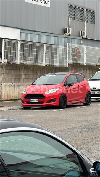 FORD Fiesta 1.0 EcoBoost Red Edition