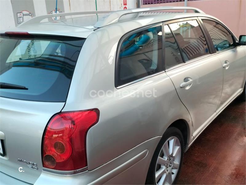TOYOTA Avensis 2.0 D4D SOL