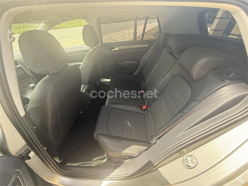 VOLKSWAGEN Golf 1.6 TDI 105 DSG Advance BMotion Tech